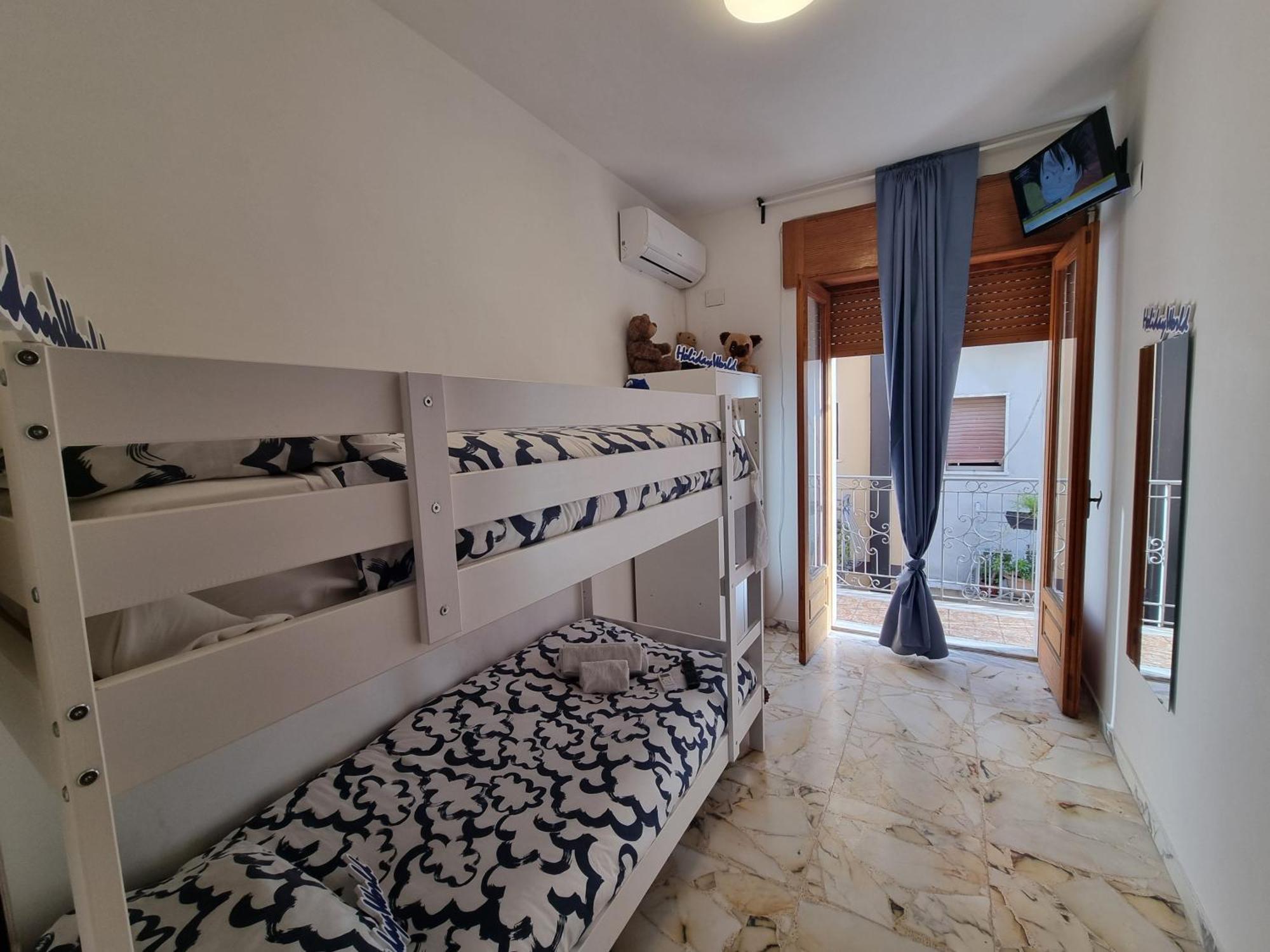 Borgo Di Taormina Apartments By Holiday World Gaggi Bagian luar foto